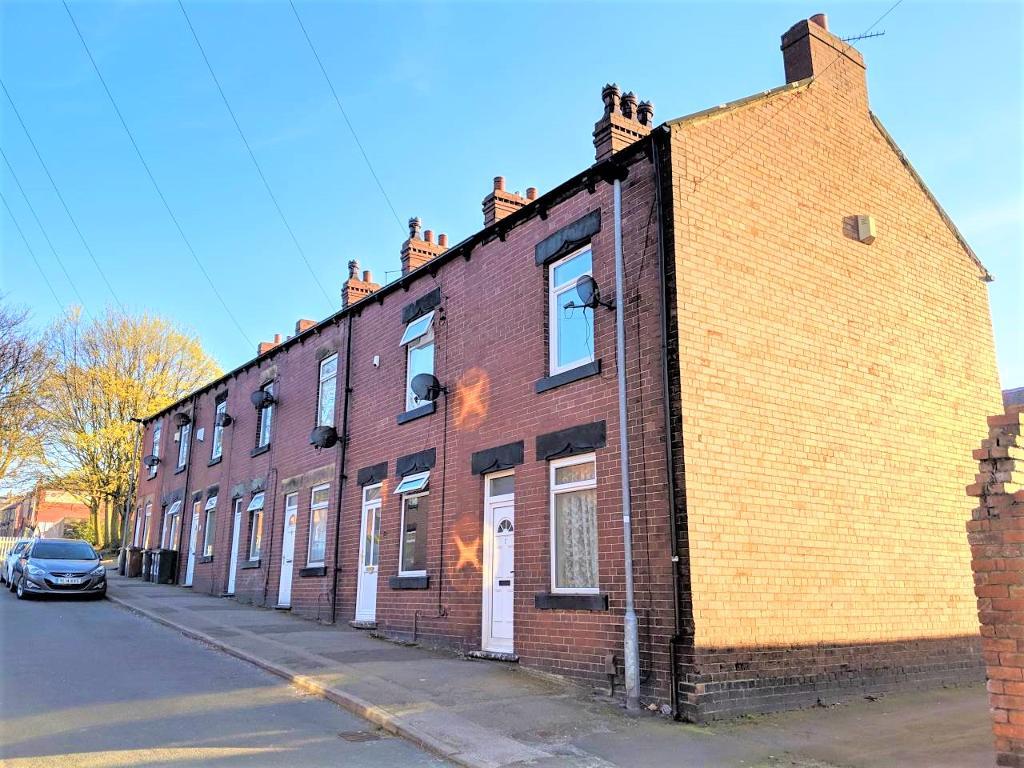 Pond Street, Barnsley, South Yorkshire, S70 1NQ