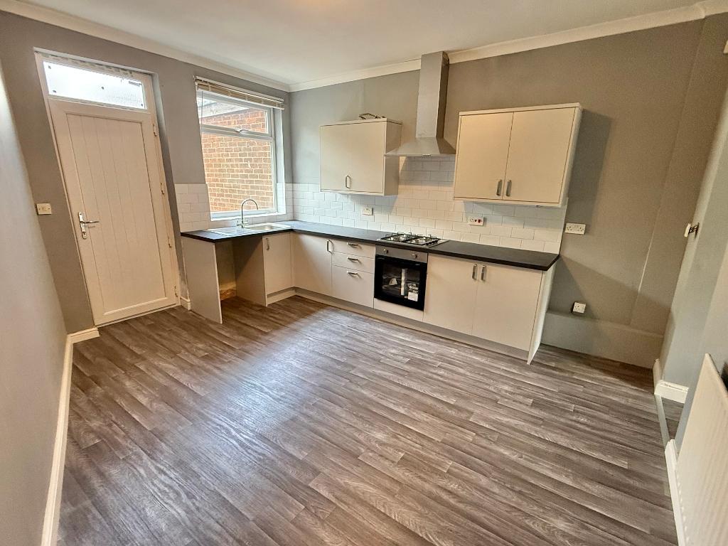 Pontefract Road, Shafton, Barnsley, S72 8QS